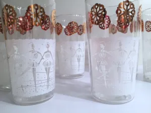 Anchor Hocking Mid-Century "Happy Time" Ballerina 8-Piece Set (Set of 8 Glasses with Original Box)