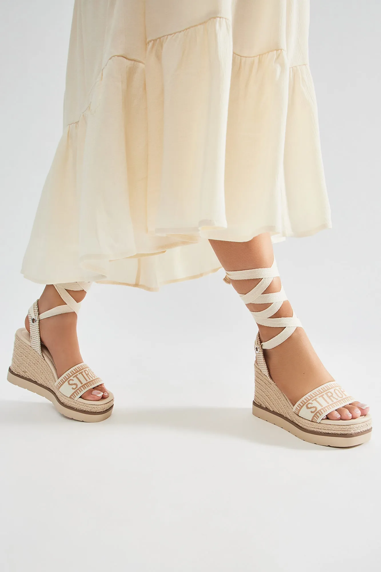 Any Time Any Place Wrap Up Wedges - Off  White/combo