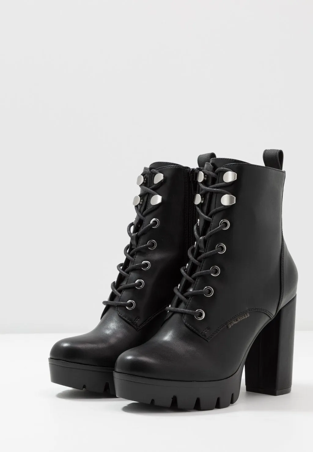 Bullboxer high heel ankle boots, black