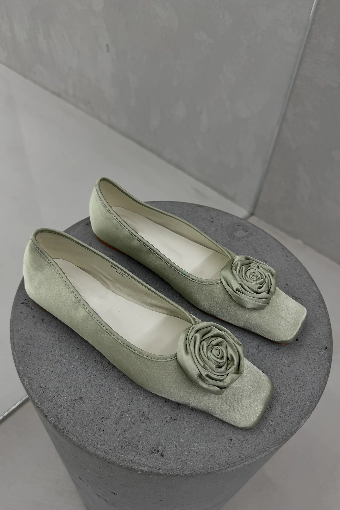Rose Square Toe Flats - Green
