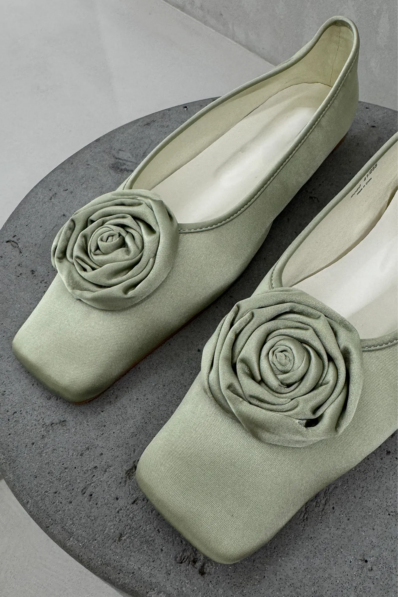 Rose Square Toe Flats - Green